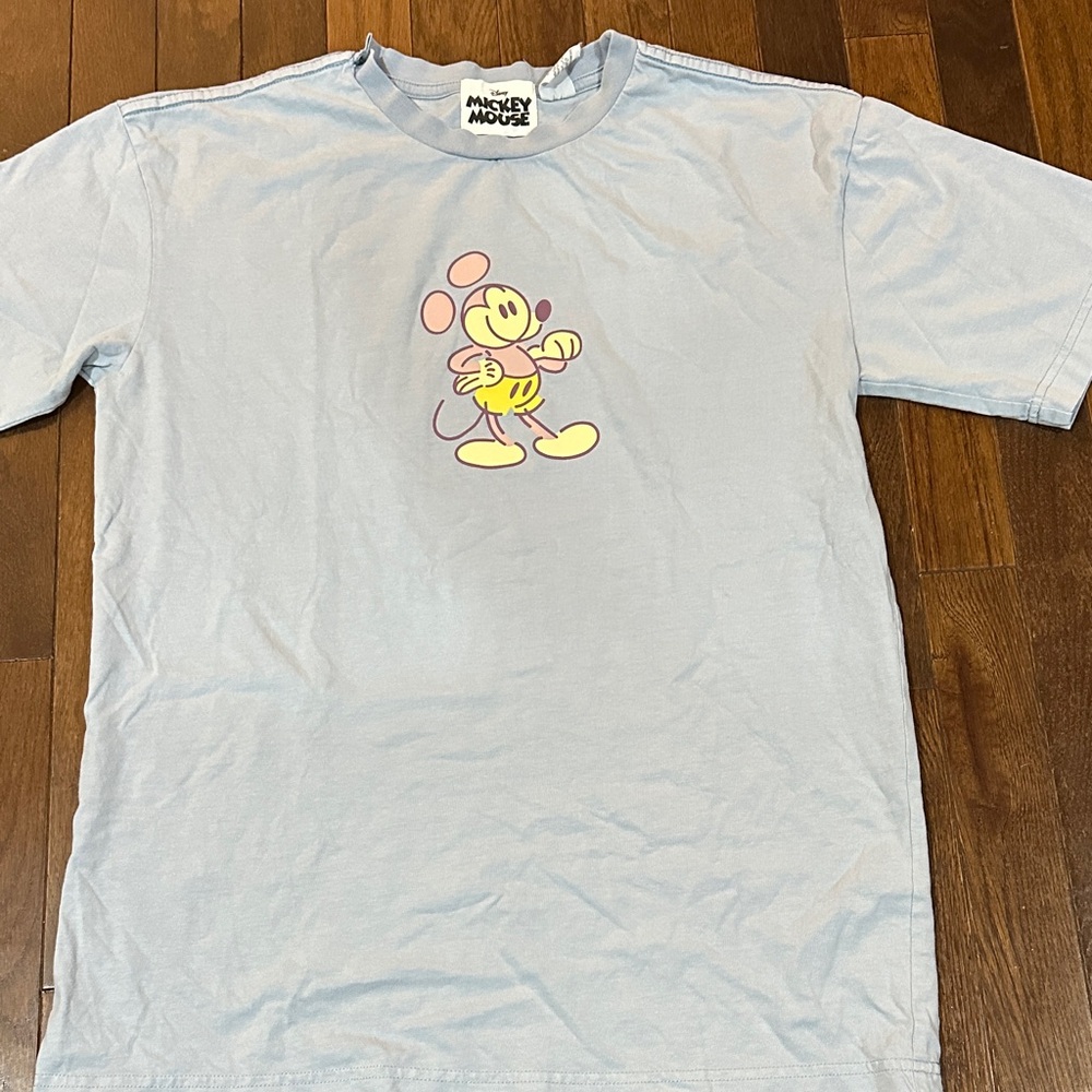 Disney Mickey Mouse tshirt